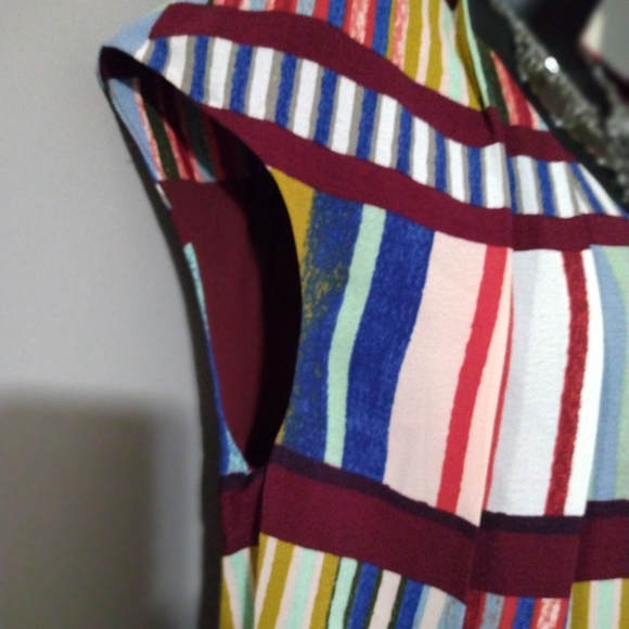 Dress - Picture 5 of 8